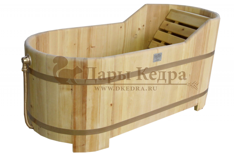 Деревянная ванна из кедра с перепадом высоты Деревянная ванна из кедра с перепадом высоты
